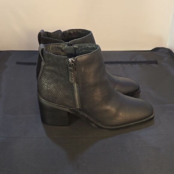 CROWD VINTAGE TWO-SIDE ALMOND TOE SLIP-ON WOMEN"S ANKLE BOOT - Picture 6 of 15